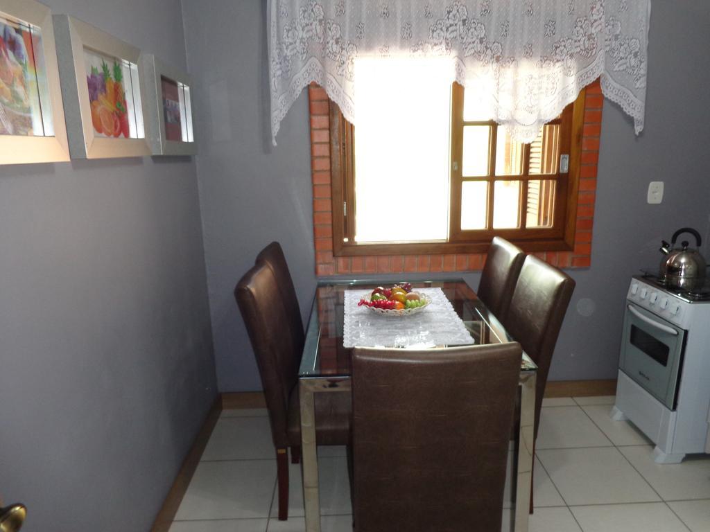 Residencial Quatro Estacoes Lägenhet Canela Rum bild
