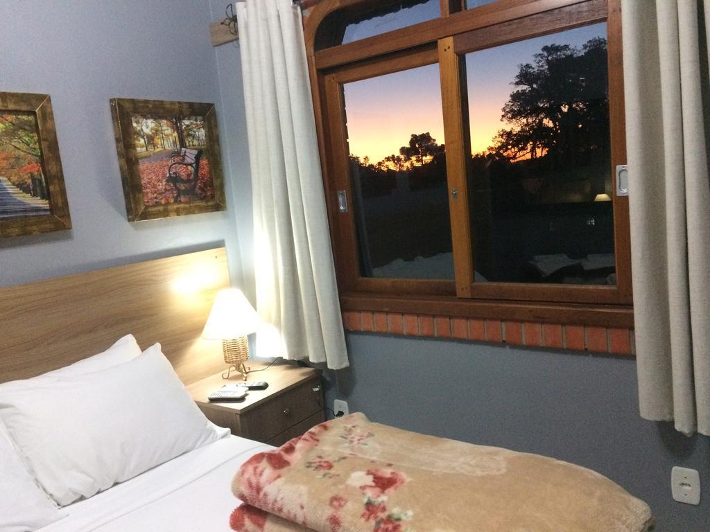 Residencial Quatro Estacoes Lägenhet Canela Exteriör bild
